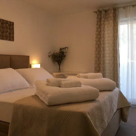 Casa de hóspedes Hvar 4*