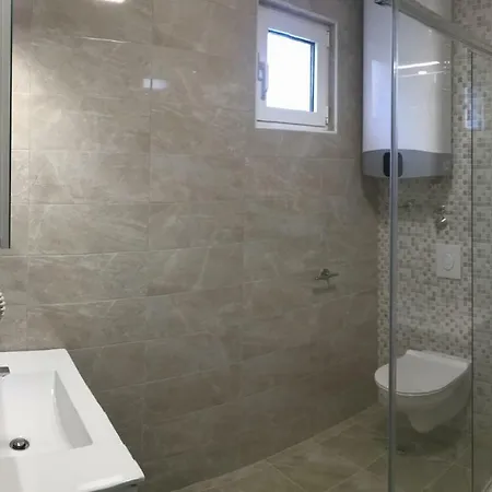 Hvar 4*