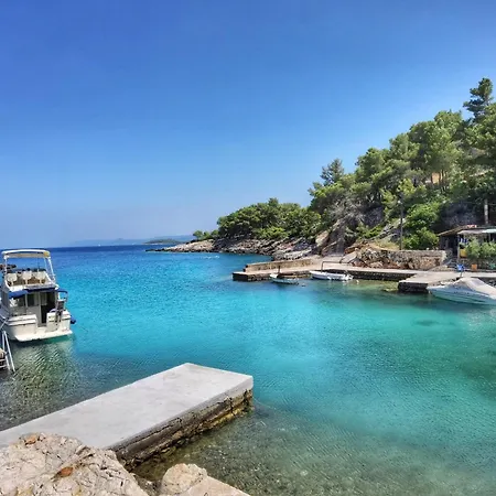 Hvar 4*