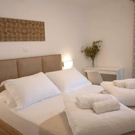 ゲストハウス Hvar Vrbanj